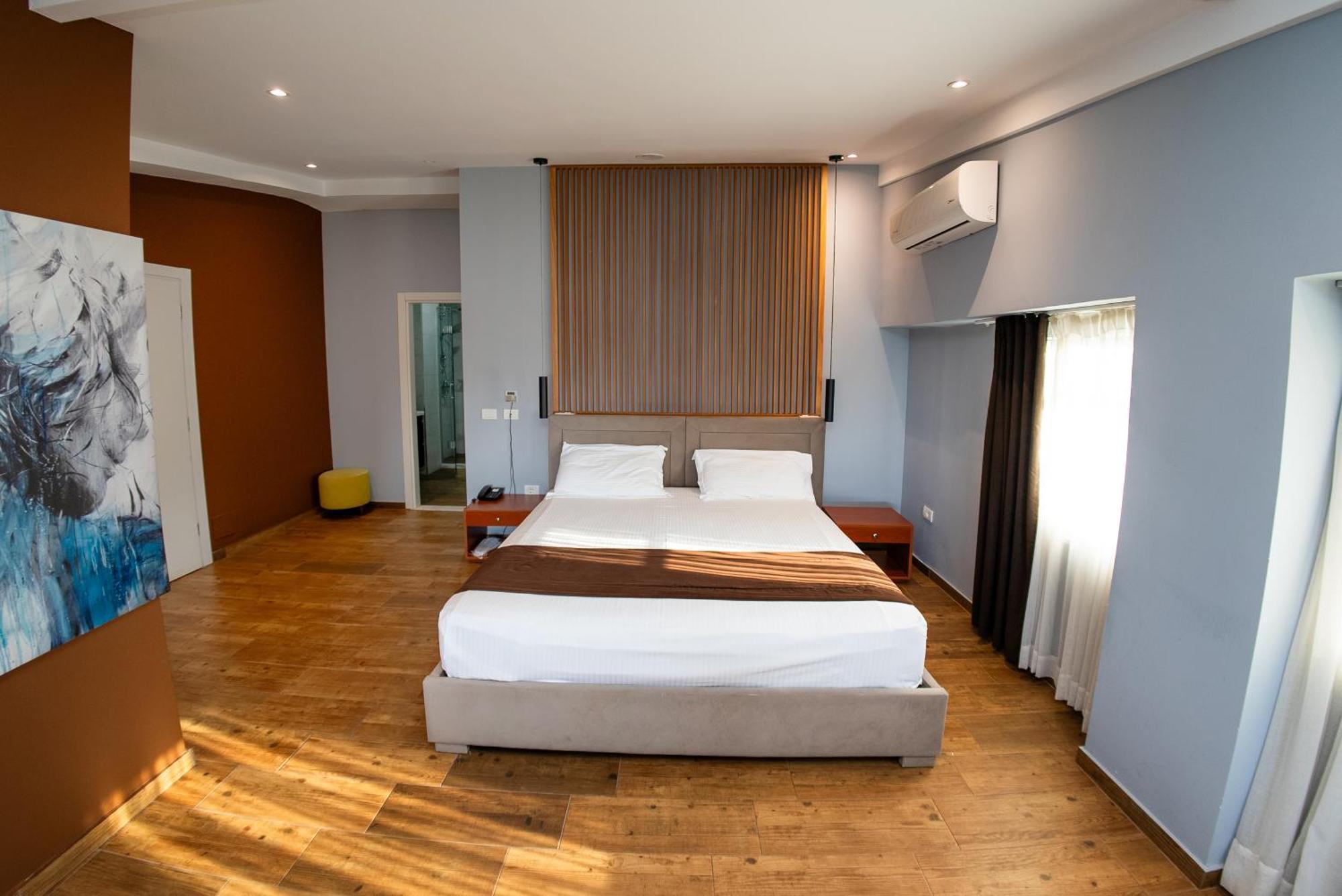 Hotel Olivar Tirana