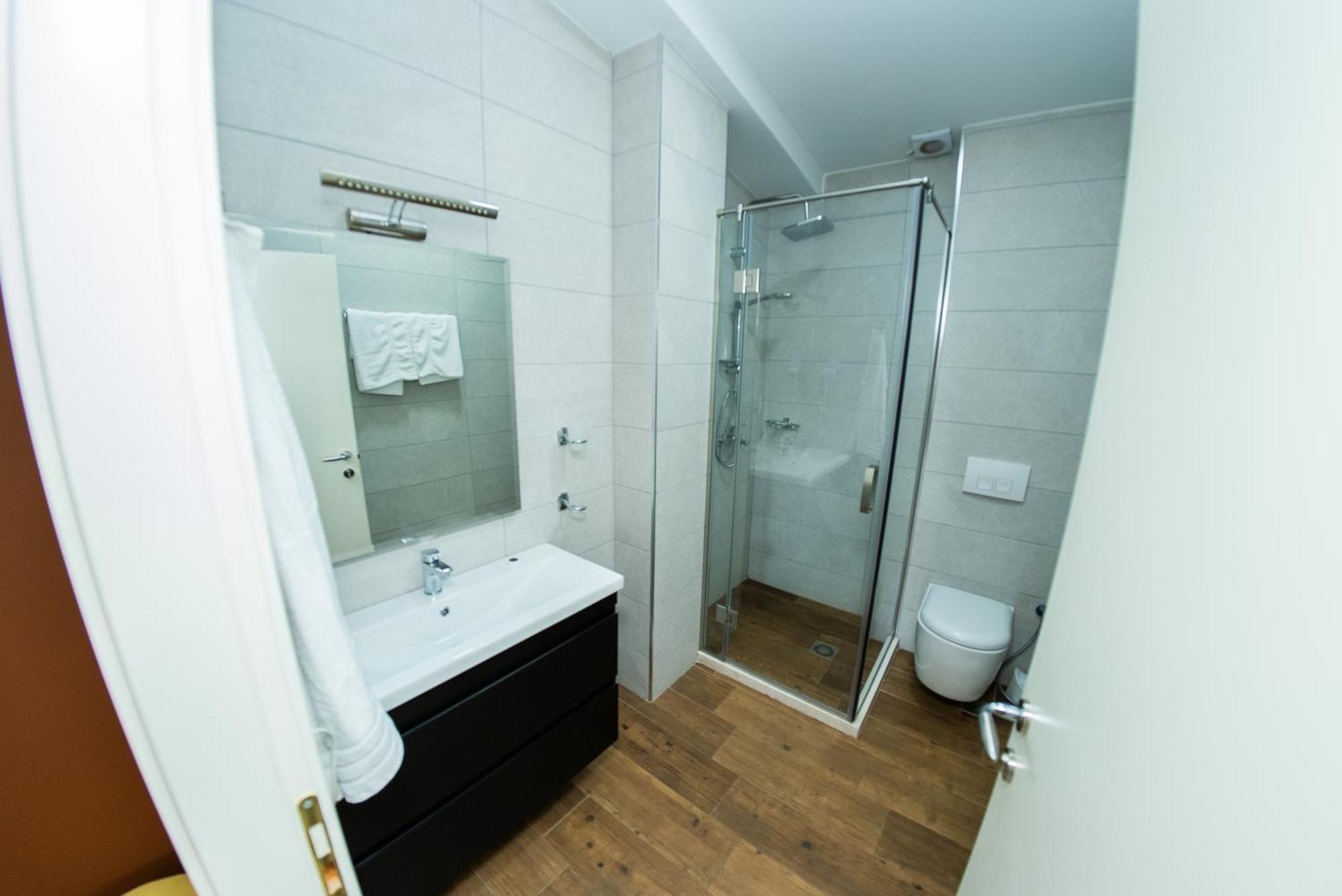 Olivar Tirana 4* Selitë e Vogël