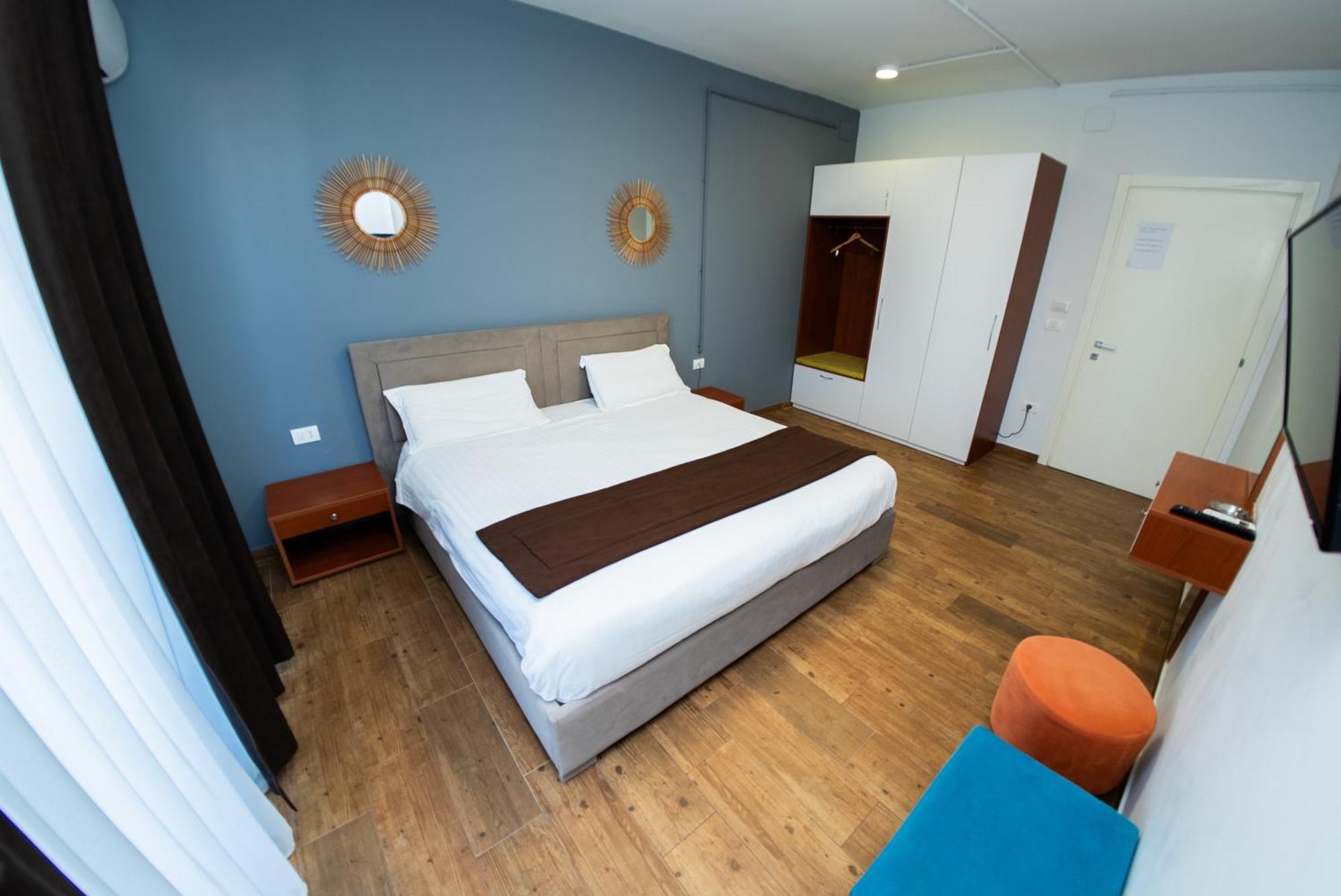 Olivar Tirana Hotel Selitë e Vogël