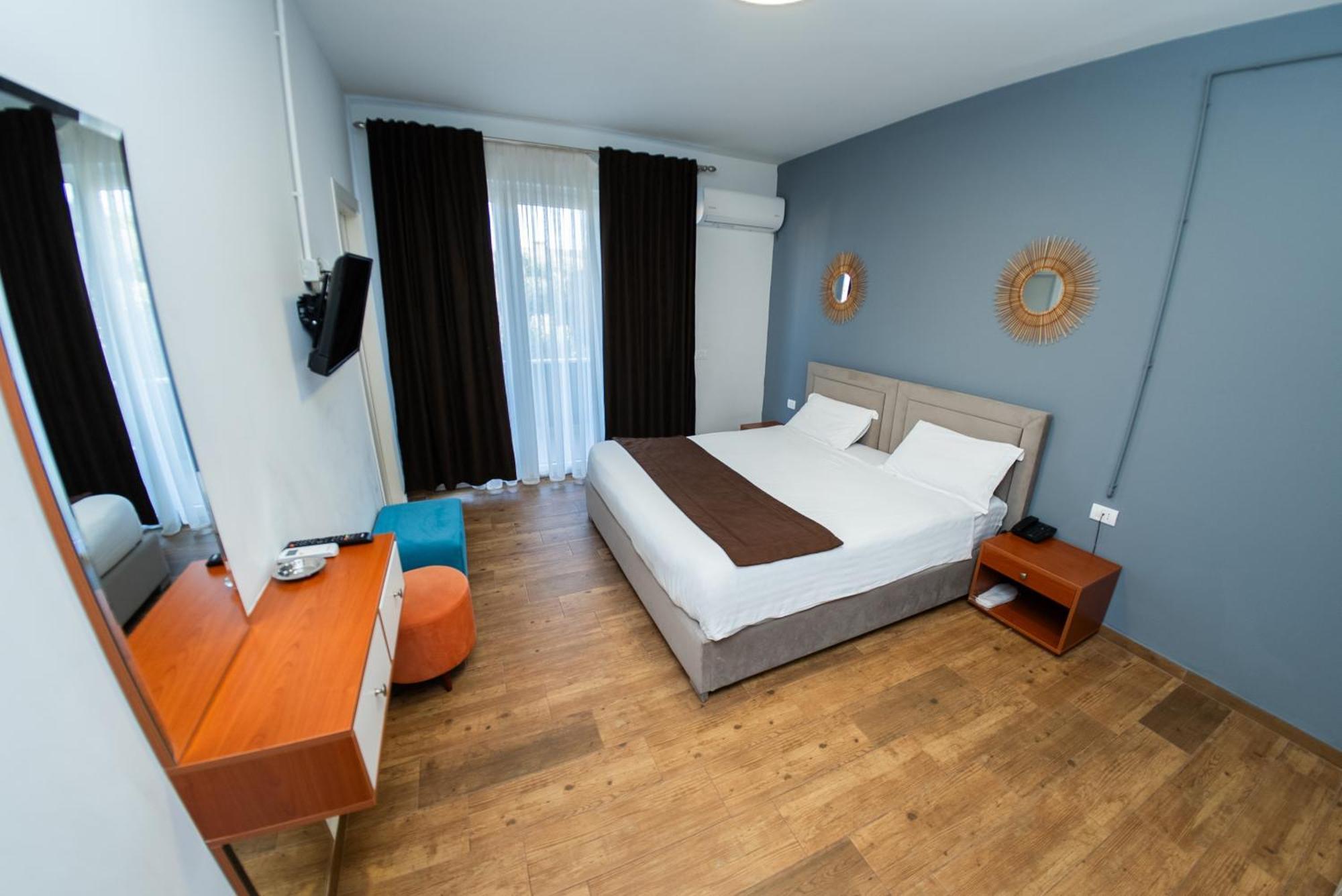 Hotel Olivar Tirana