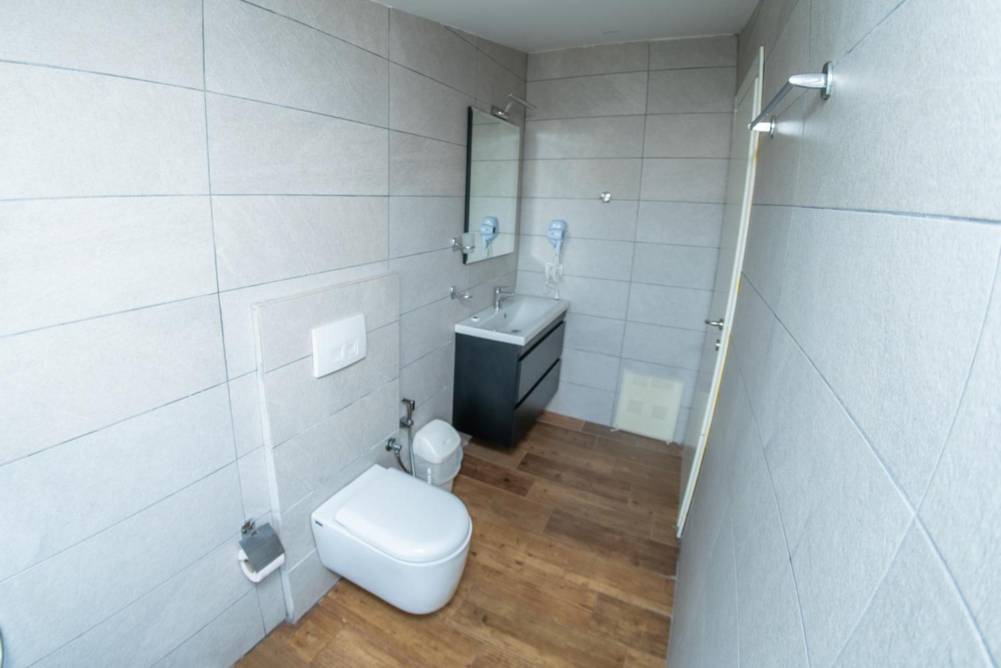 Olivar Tirana 4* Selitë e Vogël