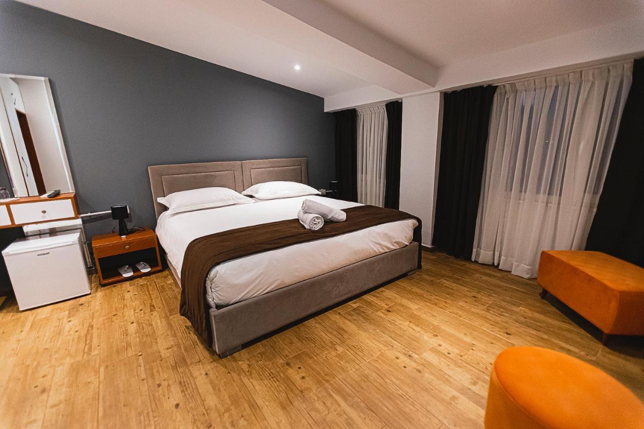 Olivar Tirana Hotel Selitë e Vogël